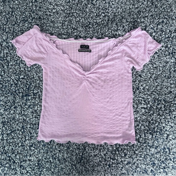Urban Outfitters Tops - Urban Outfitters lettuce trim top